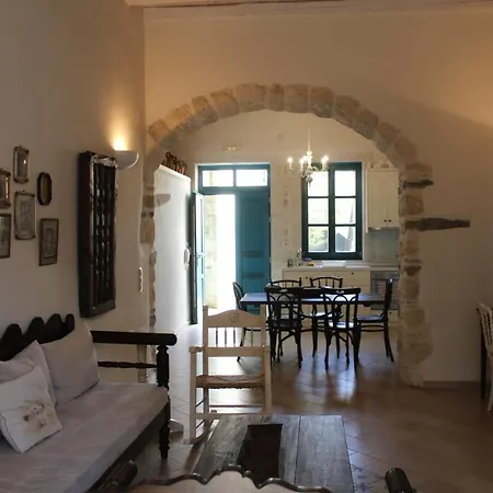 Aposperitis Villa *