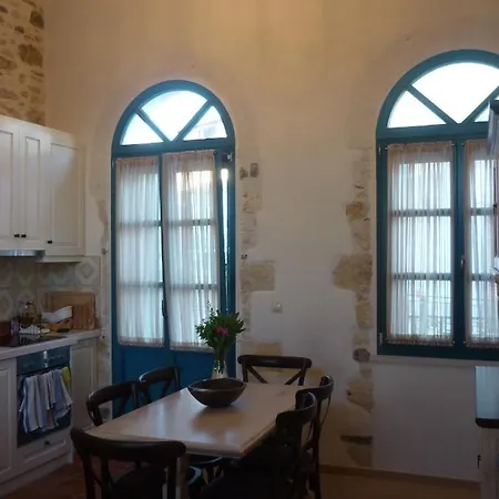 Aposperitis Villa *
