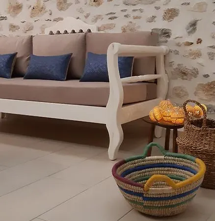 Aposperitis Villa *